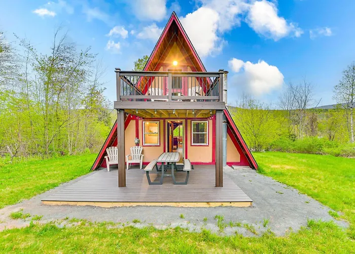 Charming Hunter A-Frame Walk To Ski Lift!