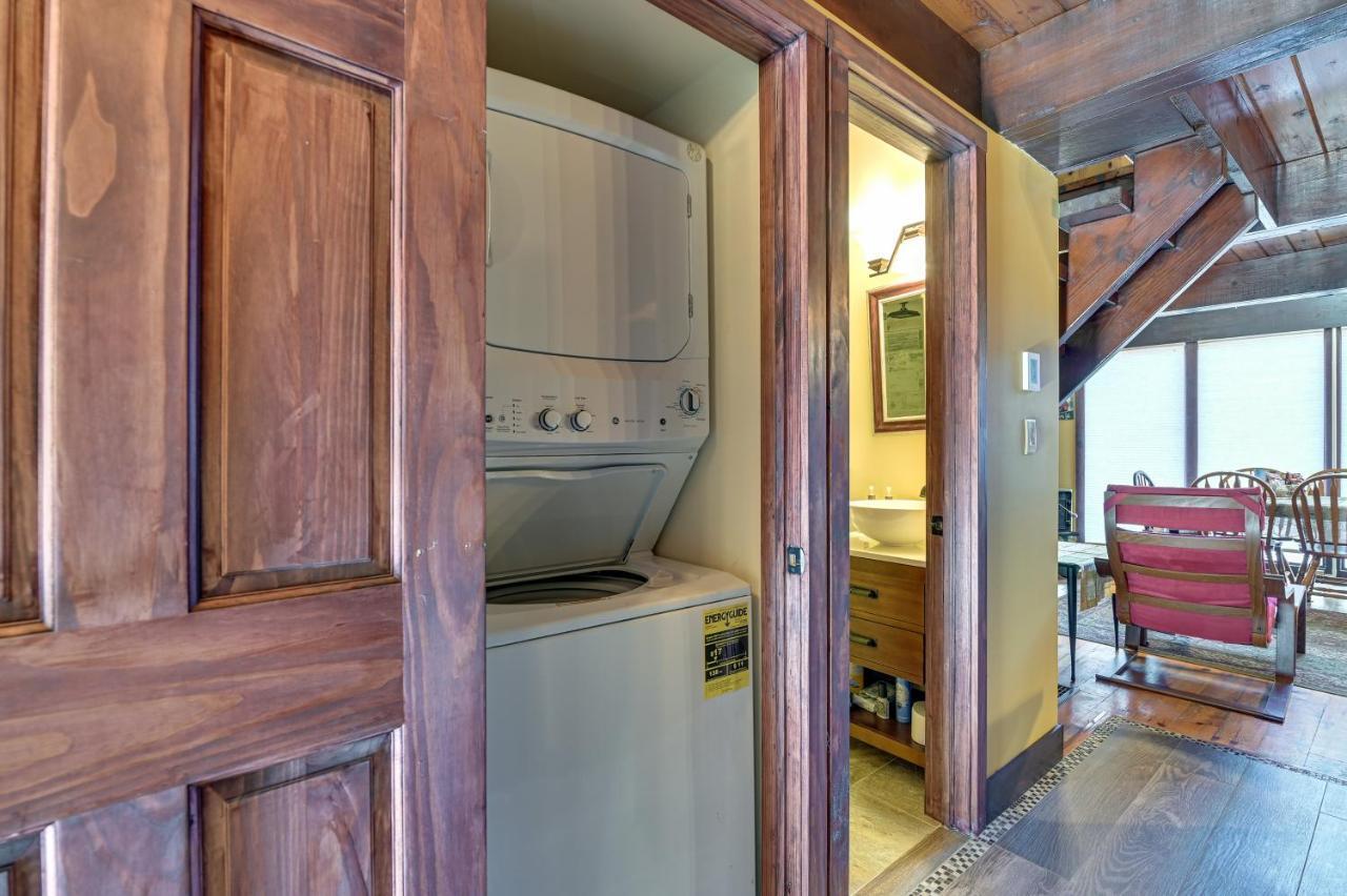 Charming Hunter A-frame Walk To Lift! * Lanesville