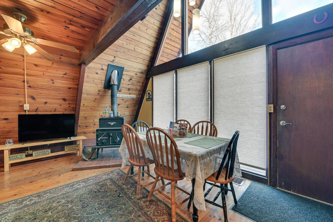 Charming Hunter A-frame Walk To Lift! * Lanesville